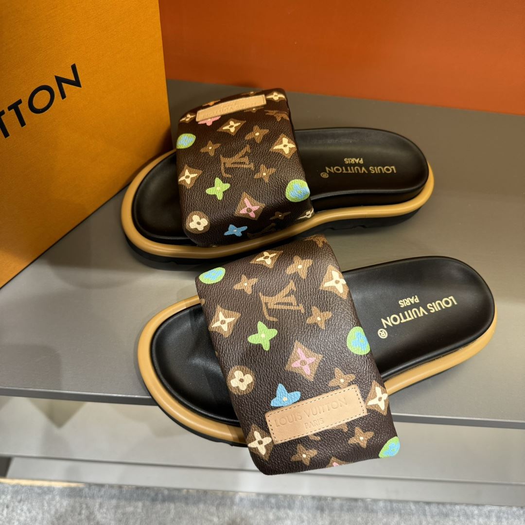 Louis Vuitton Slippers